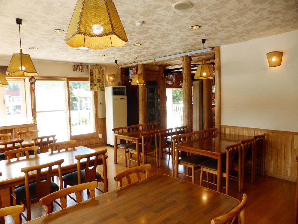 Kagura House Hotel Yuzawa  Exterior foto