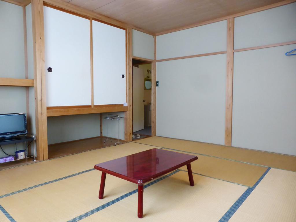 Kagura House Hotel Yuzawa  Exterior foto